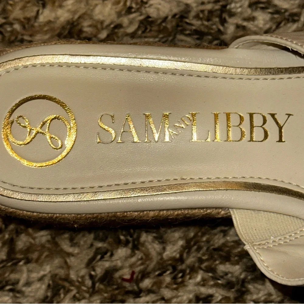 UEC Sam and Libby Women's Crysta Buckle Platform Wedge Sandals Sz 7.5